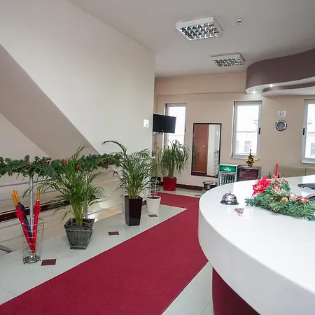 Sin-kom Garni 3*