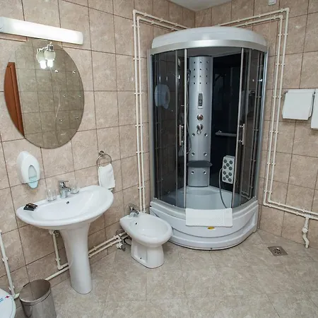 Sin-kom Garni Hotel